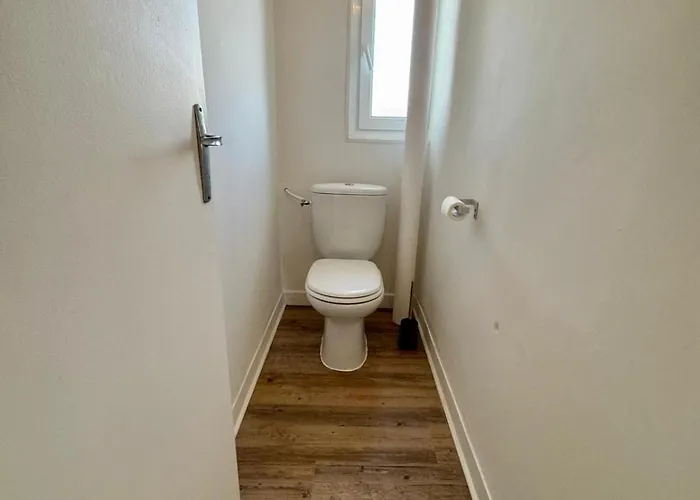 Apartment Paul Bert#4 - Newly Renovated 2-bedroom Near Chantiers